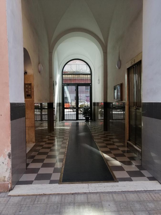 Appartamento Vicino Stazione Termini E La Sapienza Casa Buffa ローマ エクステリア 写真